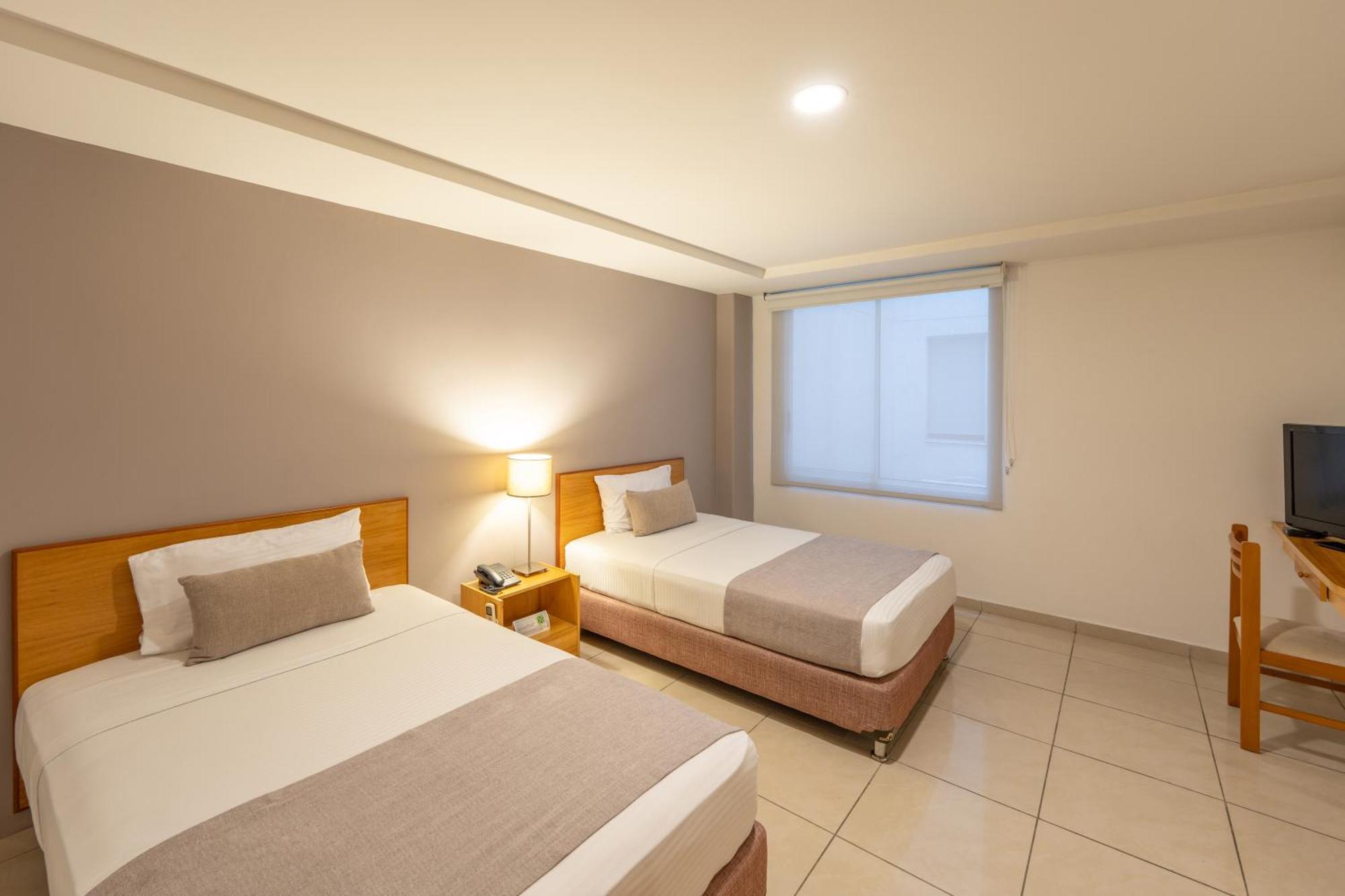 Basic Hotel Centenario By Hoteles Ms Cali Exterior photo