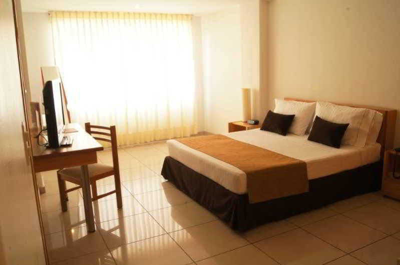 Basic Hotel Centenario By Hoteles Ms Cali Exterior photo